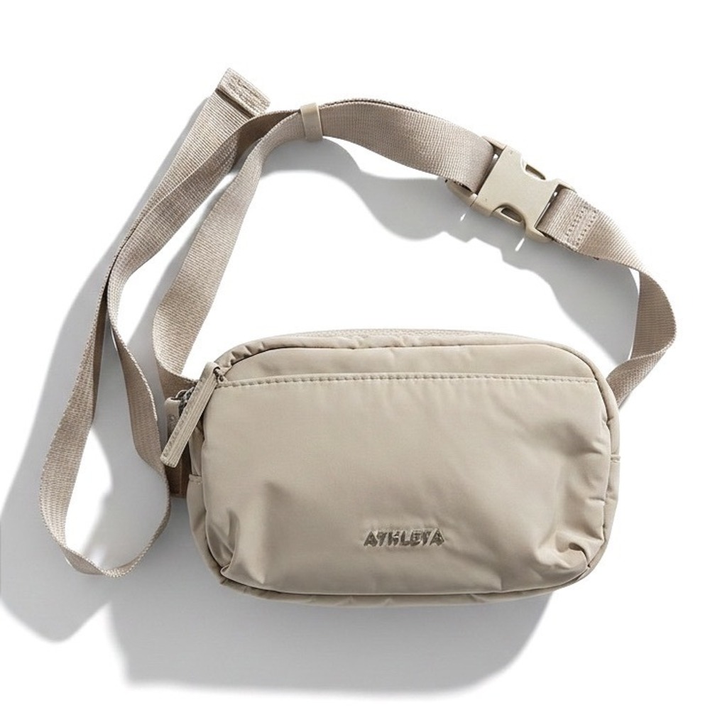 Athleta Revive Hip Belt Bag